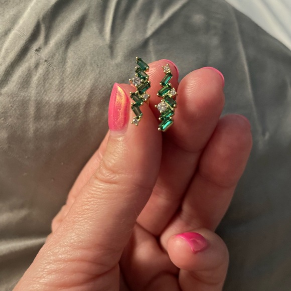 NWT Adina Eden Elegant Gold tone cubic zirconia and Green gemstone earrings - Picture 1 of 5